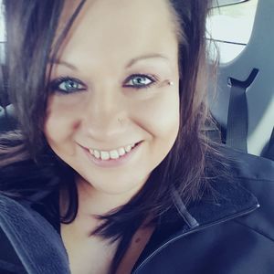 Meet your Posher, Stephanie lynn